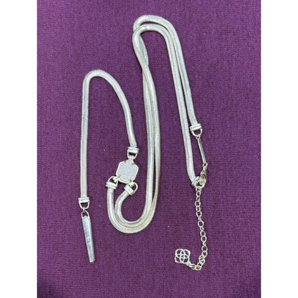 Kendra Scott Starla Y Necklace Gold - Picture 2 of 5